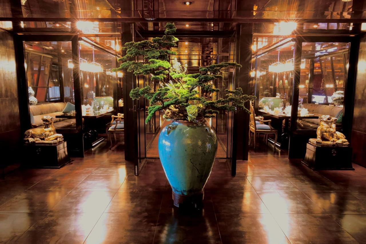 Palais De Chine Hotel Taipei Eksteriør bilde The interior of the restaurant