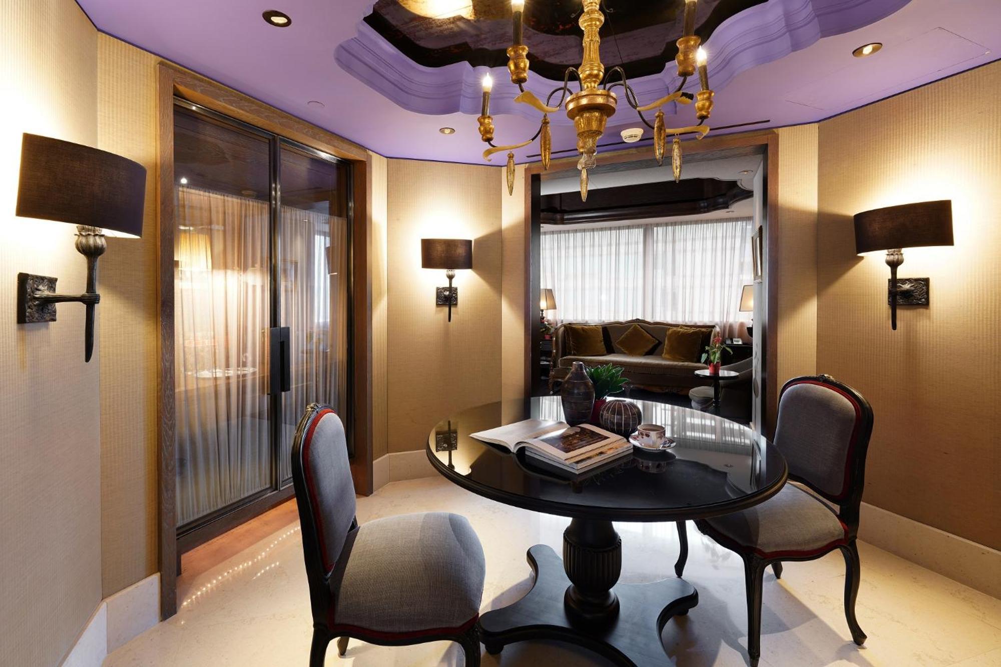 Palais De Chine Hotel Taipei Eksteriør bilde A room in the hotel