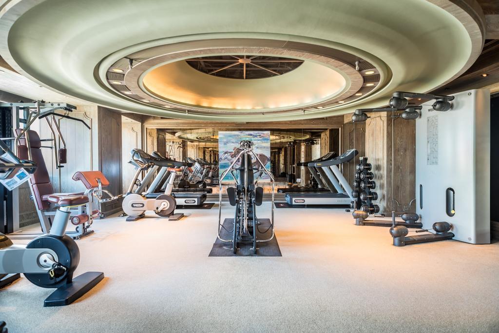 Palais De Chine Hotel Taipei Eksteriør bilde The gym at the hotel